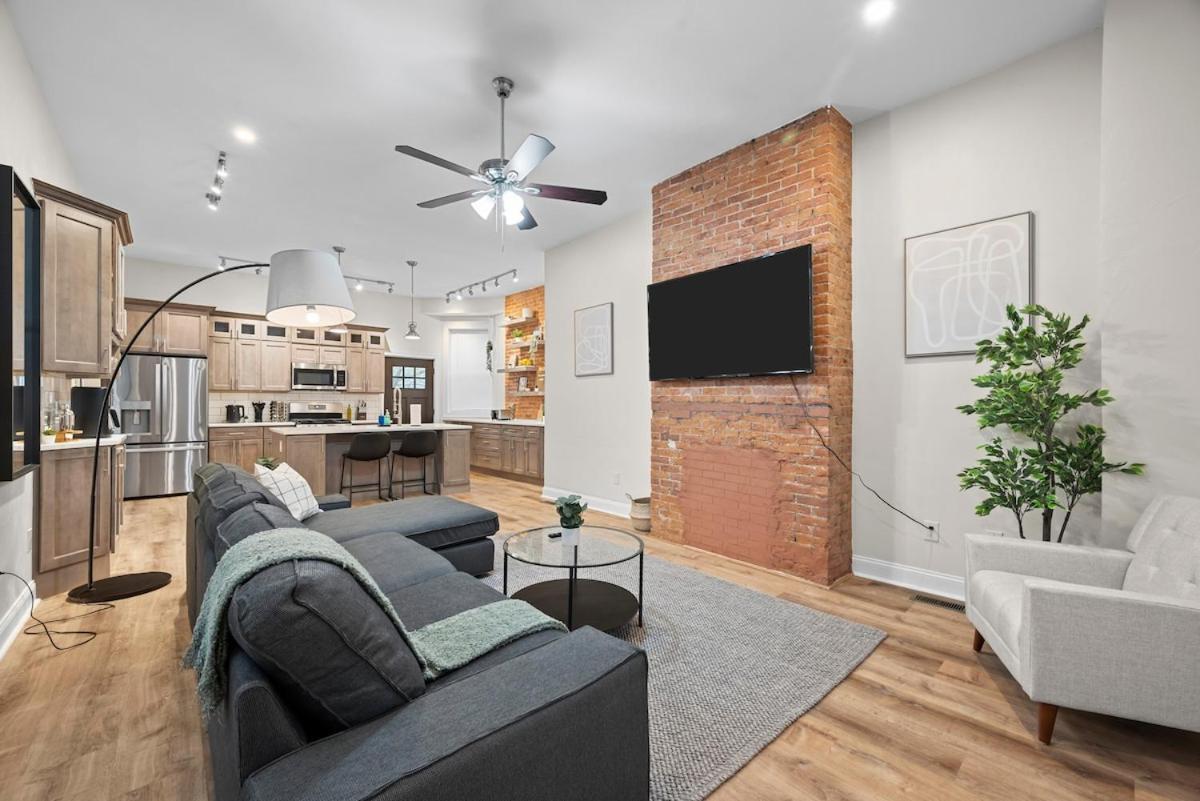 Games,Bbq, Netflix Plus Free Parking Near Bakery Square Appartement Pittsburgh Buitenkant foto